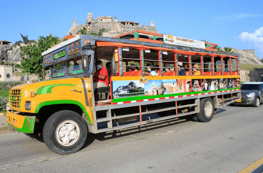 city tour cartagena en chiva